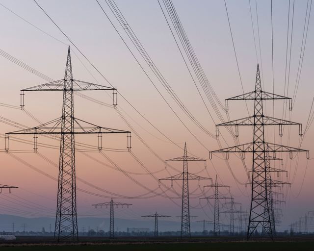 Électricité à Orto : EDF en Corse, à la fois fournisseur et gestionnaire du réseau Électricité à Orto : EDF en Corse, à la fois fournisseur et gestionnaire du réseau